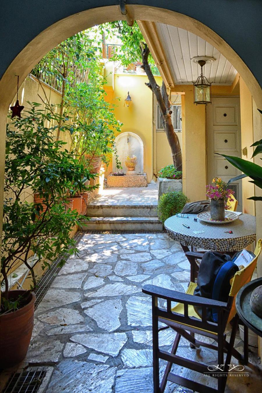 At The Foot Of Acropolis. Villa Aten Exteriör bild