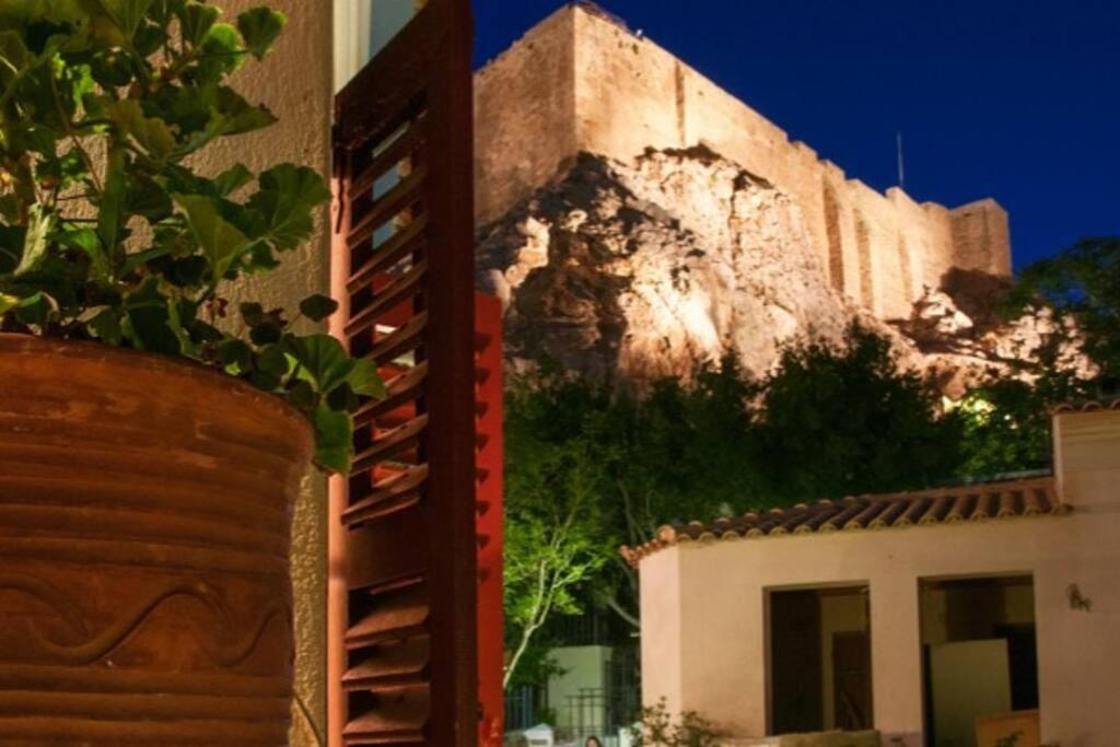 At The Foot Of Acropolis. Villa Aten Exteriör bild