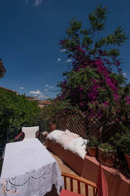 At The Foot Of Acropolis. Villa Aten Exteriör bild